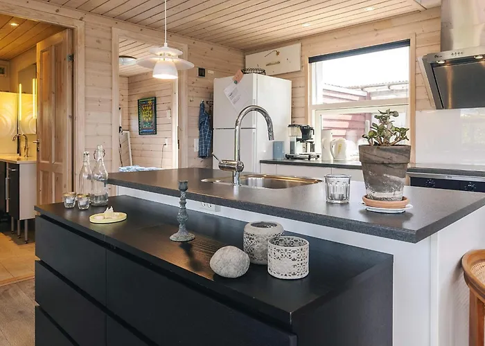 Holiday home 6 Person In Karrebaeksminde-by Traum